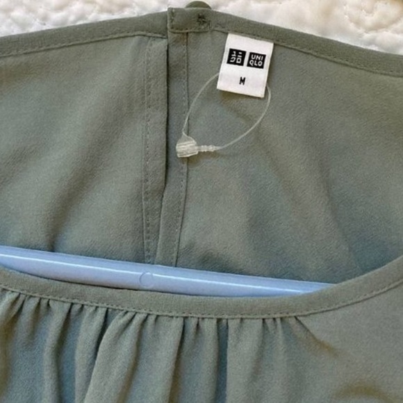 🧵🪡 PRE LOVED 🪡🧵 UNIQLO DRESS - MEDIUM - Picture 3 of 8